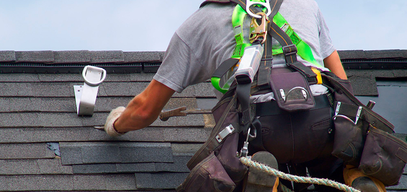 How To Choose The Right Roofing Contractor For Winter Repairs In Calgary